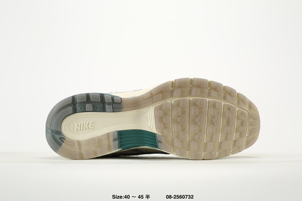 ナイキ靴素材ディテール